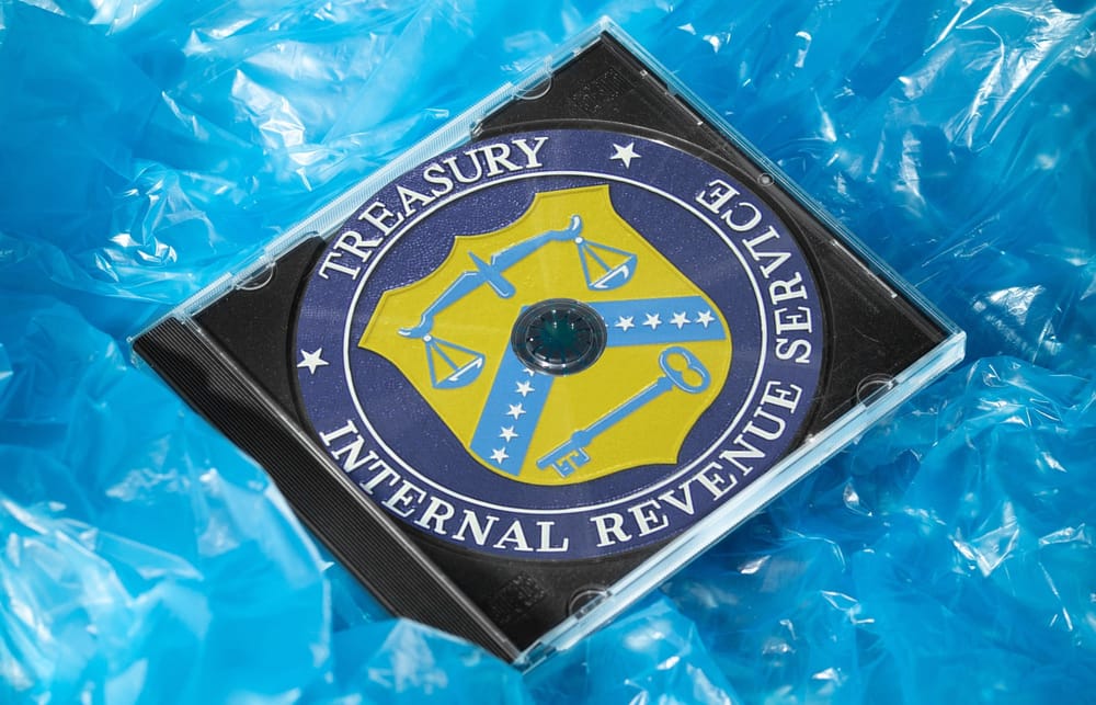 Broker Rule: IRS Requires Non-Custodial Services To Report Trading Information post image